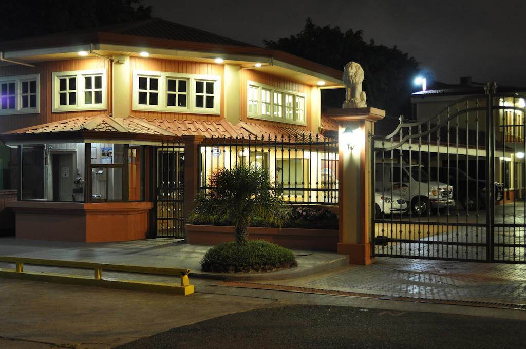 Prado Inn & Suites San José Exteriör bild